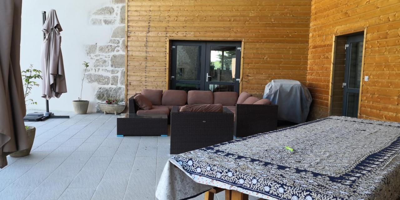 Auzelles Les Chambres D'Hotes De La Frissonnette מראה חיצוני תמונה