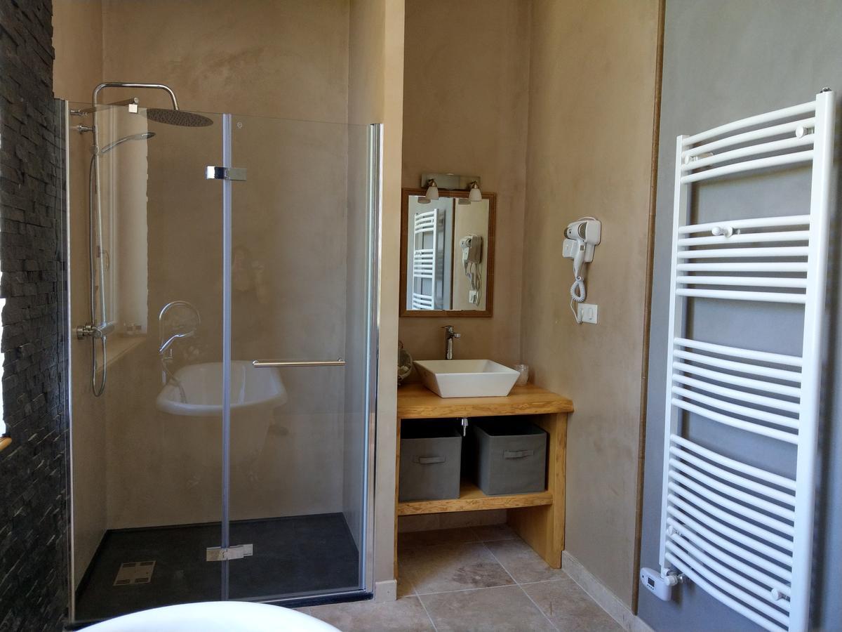 Auzelles Les Chambres D'Hotes De La Frissonnette מראה חיצוני תמונה