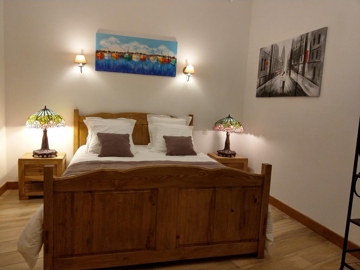Auzelles Les Chambres D'Hotes De La Frissonnette מראה חיצוני תמונה
