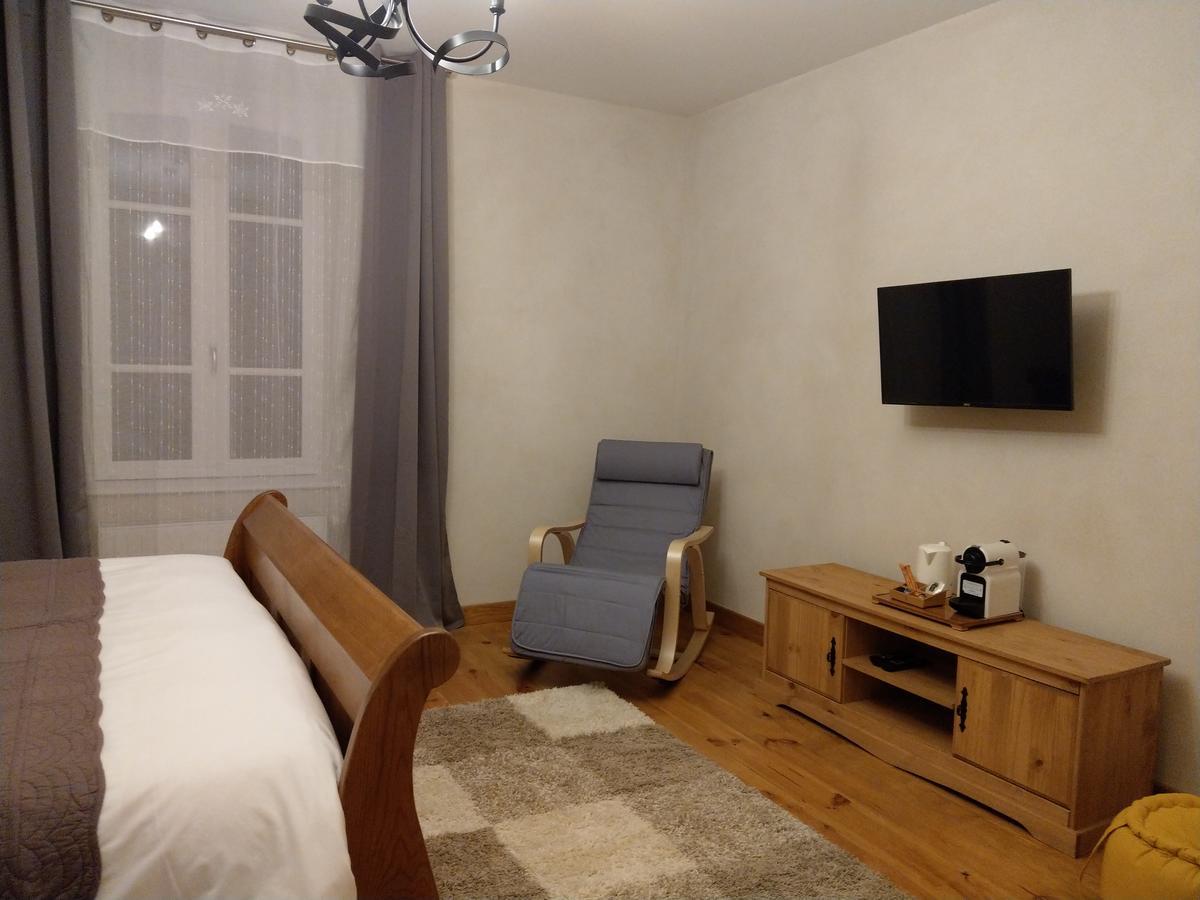 Auzelles Les Chambres D'Hotes De La Frissonnette מראה חיצוני תמונה