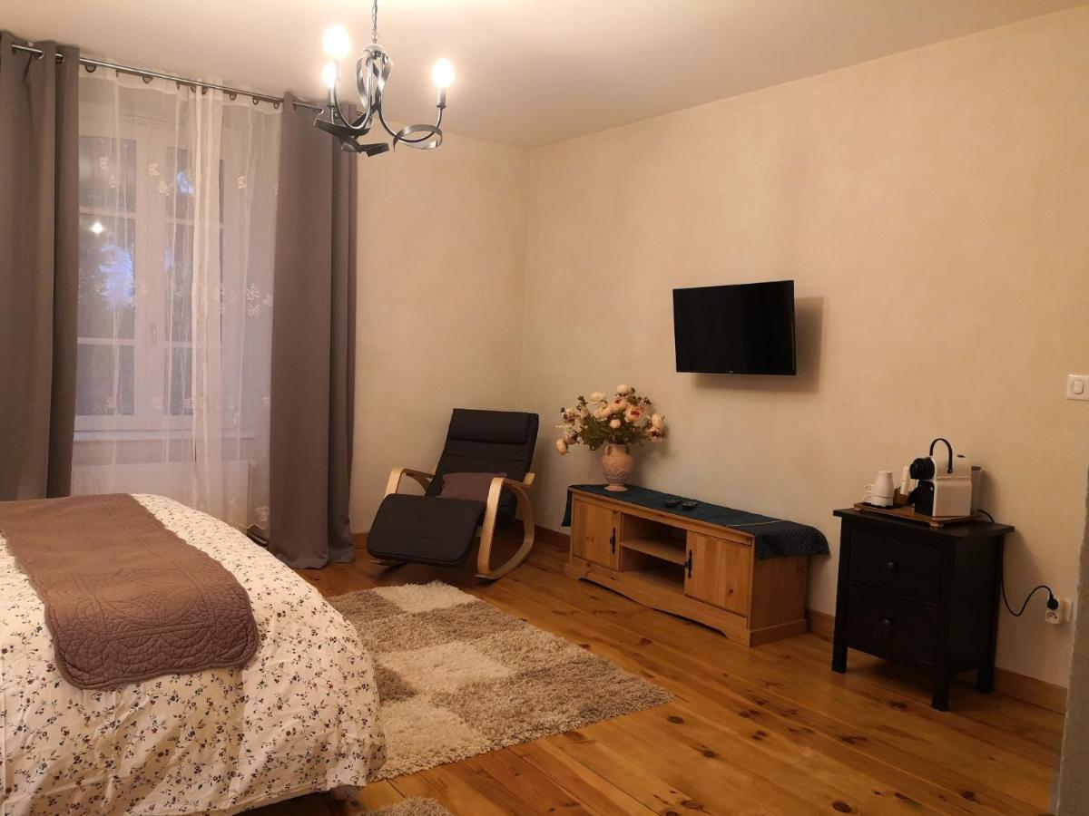 Auzelles Les Chambres D'Hotes De La Frissonnette מראה חיצוני תמונה